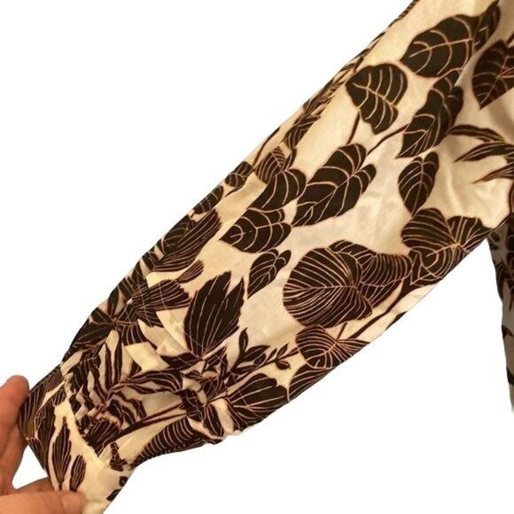 NWT Leaf Motif Travel Blouse by Ann Taylor, Suze XS - Picture 6 of 10